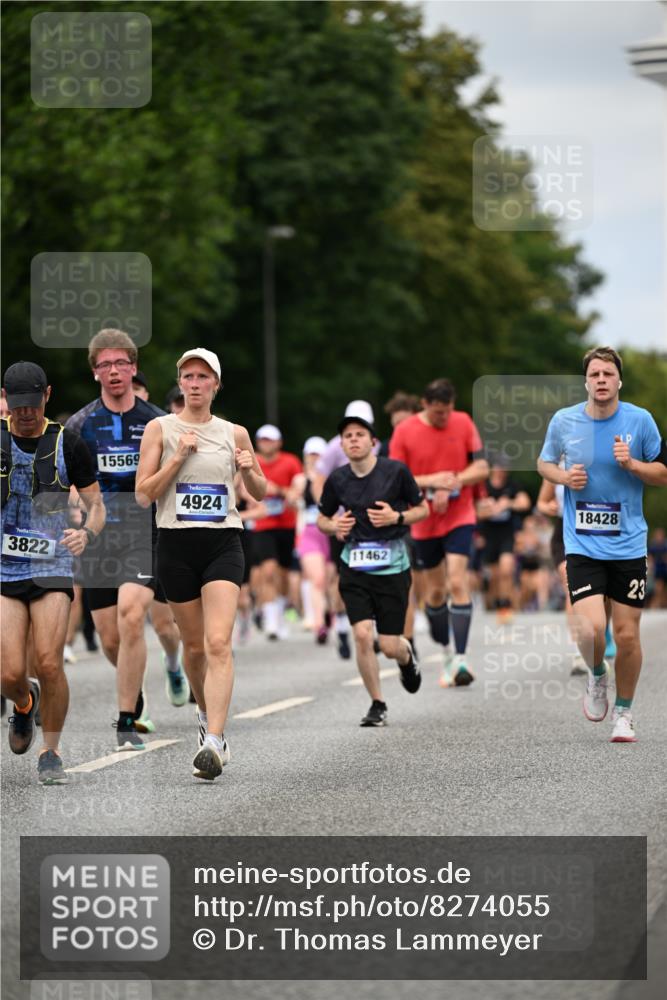29.06.2025 - hella hamburg halbmarathon Dr. Thomas Lammeyer http://msf.ph/oto/8274055 29.06.2025 10:36:10 Kennedybrücke 1292, 1987, 2349, 2672, 2943, 3239, 3358, 3707, 3751, 3752, 3778, 4314, 4365, 4605, 4924, 5496, 5601, 5658, 5743, 6218, 7239, 7295, 7334, 7344, 7535, 7570, 7695, 7816, 7898, 8072, 8073, 8124, 8127, 8304, 8538, 8757, 9604, 9882, 10248, 10421, 10924, 11168 meine-sportfotos.de