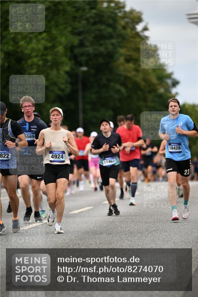 29.06.2025 - hella hamburg halbmarathon Dr. Thomas Lammeyer http://msf.ph/oto/8274070 29.06.2025 10:36:10 Kennedybrücke 1292, 1987, 2349, 2672, 2943, 3239, 3358, 3707, 3751, 3752, 3778, 4314, 4365, 4605, 4924, 5496, 5601, 5658, 5743, 6218, 7239, 7295, 7334, 7344, 7535, 7570, 7695, 7816, 7898, 8072, 8073, 8124, 8127, 8304, 8538, 8757, 9604, 9882, 10248, 10421, 10924, 11168 meine-sportfotos.de