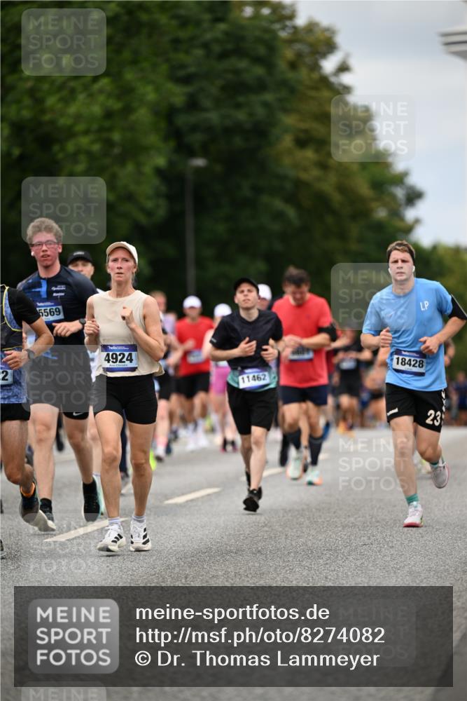29.06.2025 - hella hamburg halbmarathon Dr. Thomas Lammeyer http://msf.ph/oto/8274082 29.06.2025 10:36:10 Kennedybrücke 1292, 1987, 2349, 2672, 2943, 3239, 3358, 3707, 3751, 3752, 3778, 4314, 4365, 4605, 4924, 5496, 5601, 5658, 5743, 6218, 7239, 7295, 7334, 7344, 7535, 7570, 7695, 7816, 7898, 8072, 8073, 8124, 8127, 8304, 8538, 8757, 9604, 9882, 10248, 10421, 10924, 11168 meine-sportfotos.de