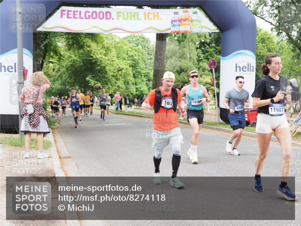29.06.2025 - hella hamburg halbmarathon MichiJ http://msf.ph/oto/8274118 29.06.2025 10:56:27 Zwischen KM18-KM19 1032, 3091, 4204, 8614, 11987, 12492, 17988, 18218, 19190 meine-sportfotos.de