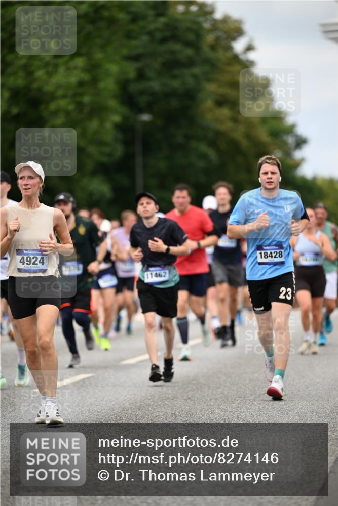 29.06.2025 - hella hamburg halbmarathon Dr. Thomas Lammeyer http://msf.ph/oto/8274146 29.06.2025 10:36:11 Kennedybrücke 1292, 1987, 2349, 2672, 2943, 3239, 3358, 3707, 3751, 3752, 3778, 4314, 4365, 4605, 4924, 5496, 5601, 5658, 5743, 6218, 7239, 7295, 7334, 7344, 7535, 7570, 7695, 7816, 7898, 8072, 8073, 8124, 8127, 8303, 8304, 8538, 8757, 9604, 9882, 10248, 10421, 10924, 11168 meine-sportfotos.de
