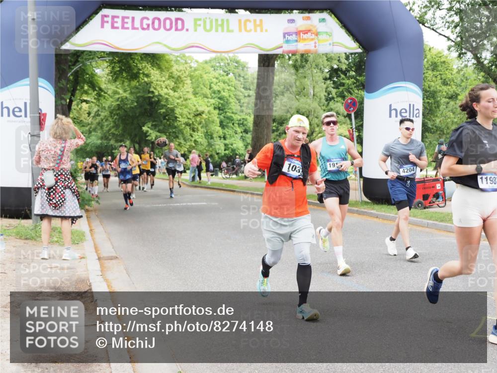 29.06.2025 - hella hamburg halbmarathon MichiJ http://msf.ph/oto/8274148 29.06.2025 10:56:27 Zwischen KM18-KM19 1032, 3091, 4204, 8614, 11987, 12492, 17988, 18218, 19190 meine-sportfotos.de