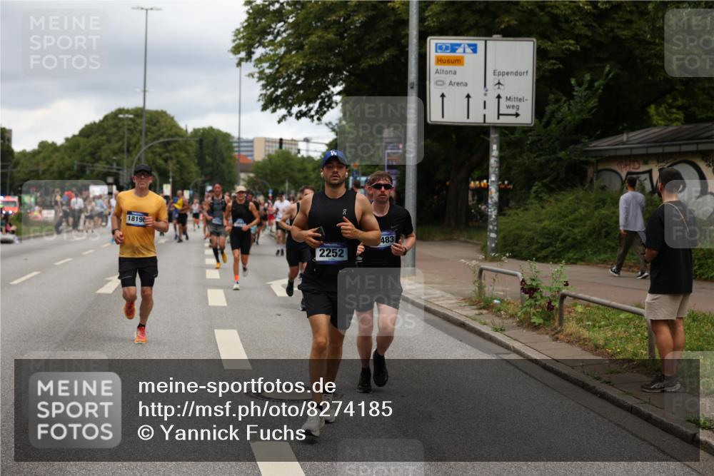 29.06.2025 - hella hamburg halbmarathon Yannick Fuchs http://msf.ph/oto/8274185 29.06.2025 10:49:16 20KM 1120, 1143, 1179, 1834, 2029, 2252, 2448, 2612, 3037, 3256, 4249, 4616, 4868, 4897, 5021, 5643, 6355, 6891, 7147, 7221, 8573, 8618, 8691, 10044, 10188, 10582, 11231, 11568, 12248, 12483, 12544, 12545, 12584, 13234, 13236, 13267, 13470, 14750, 14845, 14909, 15300, 15584, 15854, 15868, 15896, 16108, 16110, 16213, 16334, 16609, 17133, 17603, 17940, 18031, 18190, 18290, 19047 meine-sportfotos.de