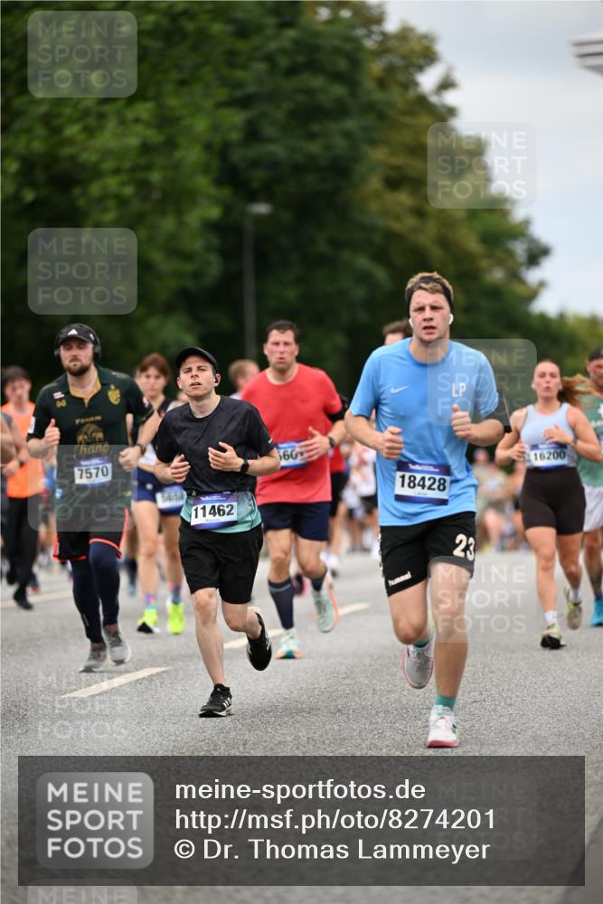 29.06.2025 - hella hamburg halbmarathon Dr. Thomas Lammeyer http://msf.ph/oto/8274201 29.06.2025 10:36:12 Kennedybrücke 1292, 1987, 2349, 2943, 3239, 3358, 3365, 3707, 3751, 3752, 3778, 4314, 4365, 4605, 4924, 5496, 5601, 5658, 5743, 6218, 7239, 7295, 7334, 7344, 7535, 7570, 7695, 7816, 7898, 8072, 8073, 8124, 8127, 8303, 8538, 8757, 9125, 9604, 10248, 10421, 10924, 11168, 11225, 11362 meine-sportfotos.de