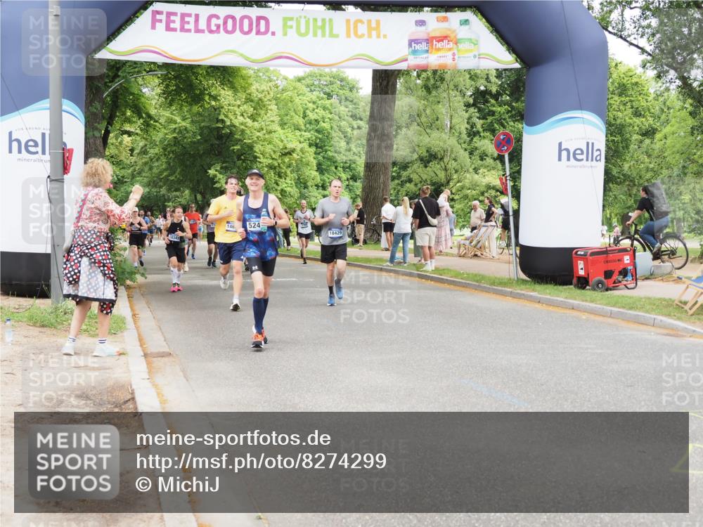 29.06.2025 - hella hamburg halbmarathon MichiJ http://msf.ph/oto/8274299 29.06.2025 10:56:30 Zwischen KM18-KM19 1032, 4204, 5242, 8614, 11987, 17988, 18429, 19190 meine-sportfotos.de