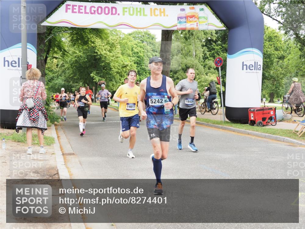 29.06.2025 - hella hamburg halbmarathon MichiJ http://msf.ph/oto/8274401 29.06.2025 10:56:32 Zwischen KM18-KM19 1032, 4204, 5242, 14617, 17988, 18429, 19190 meine-sportfotos.de