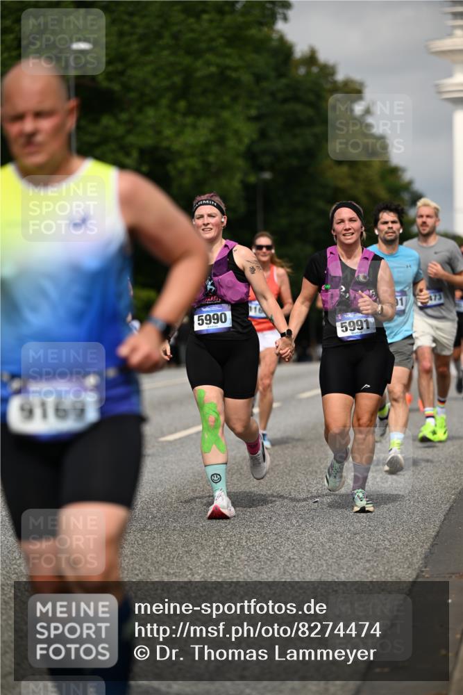 29.06.2025 - hella hamburg halbmarathon Dr. Thomas Lammeyer http://msf.ph/oto/8274474 29.06.2025 10:15:28 Kennedybrücke 1166, 1531, 1866, 1992, 4227, 5254, 5379, 5990, 5991, 7571, 9169, 9191, 10042, 10372, 10428, 11321 meine-sportfotos.de