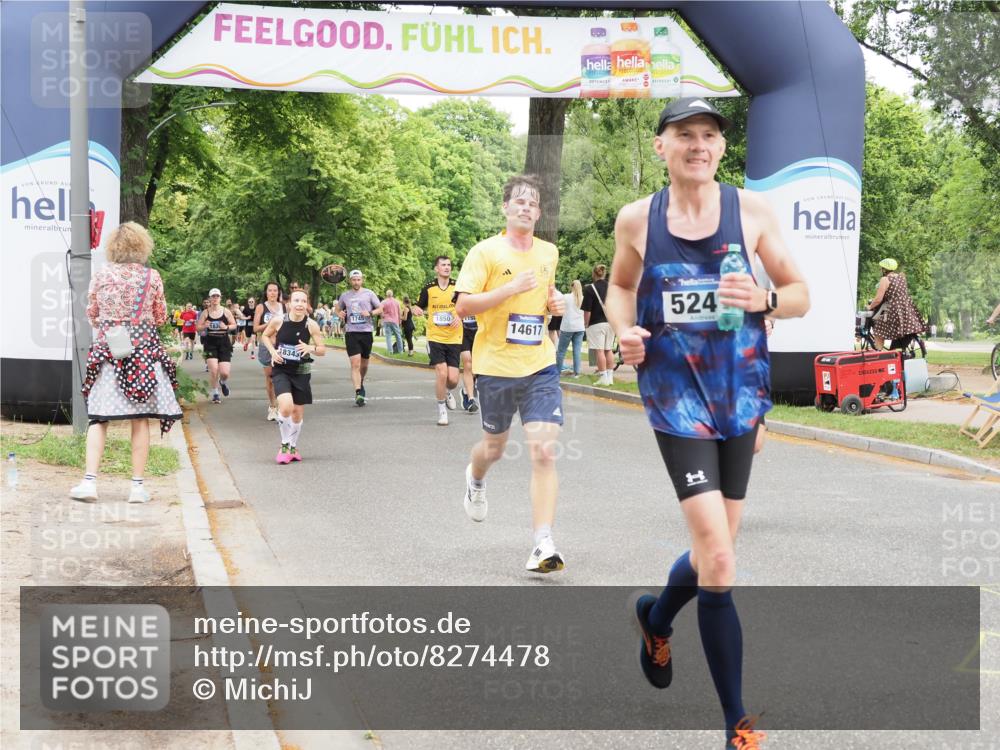 29.06.2025 - hella hamburg halbmarathon MichiJ http://msf.ph/oto/8274478 29.06.2025 10:56:33 Zwischen KM18-KM19 1032, 1850, 4204, 5191, 5242, 11525, 14617, 18429, 19190 meine-sportfotos.de