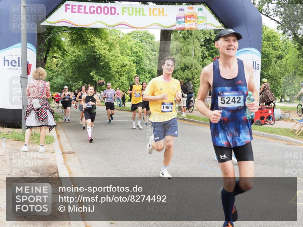 29.06.2025 - hella hamburg halbmarathon MichiJ http://msf.ph/oto/8274492 29.06.2025 10:56:33 Zwischen KM18-KM19 1032, 1850, 4204, 5191, 5242, 11525, 14617, 18429, 19190 meine-sportfotos.de
