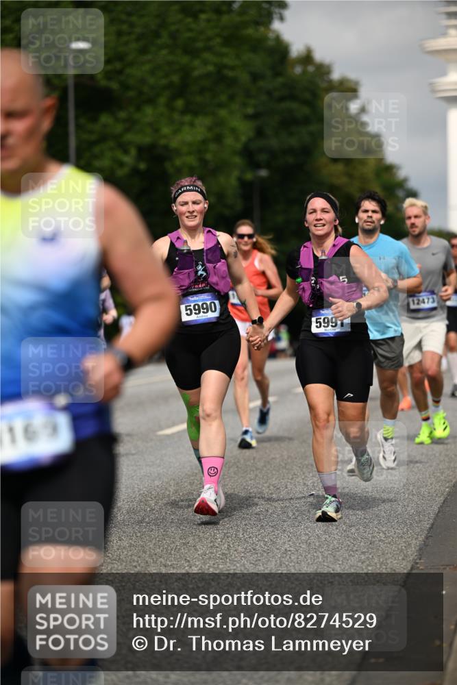 29.06.2025 - hella hamburg halbmarathon Dr. Thomas Lammeyer http://msf.ph/oto/8274529 29.06.2025 10:15:28 Kennedybrücke 1166, 1531, 1866, 1992, 4227, 5254, 5379, 5990, 5991, 7571, 9169, 9191, 10042, 10372, 10428, 11321 meine-sportfotos.de