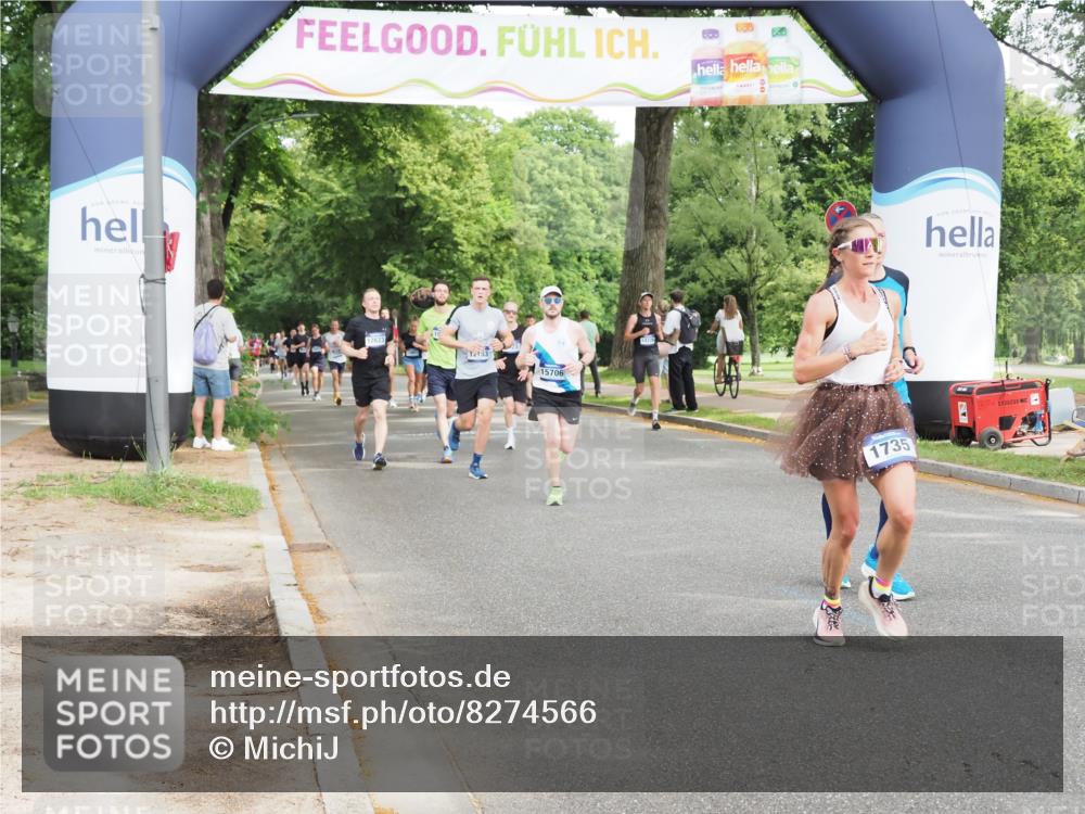 29.06.2025 - hella hamburg halbmarathon MichiJ http://msf.ph/oto/8274566 29.06.2025 10:31:31 Zwischen KM18-KM19 1735, 2415, 4080, 5477, 7865, 9114, 9534, 10099, 12153, 13897, 14813, 15706, 16338, 19229 meine-sportfotos.de