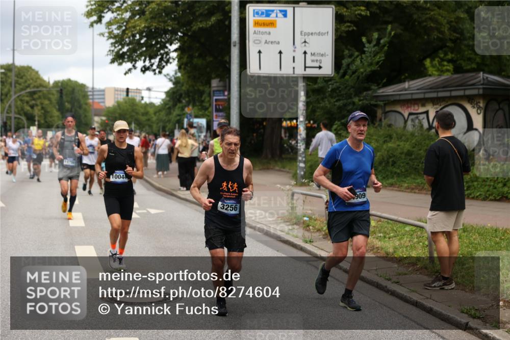 29.06.2025 - hella hamburg halbmarathon Yannick Fuchs http://msf.ph/oto/8274604 29.06.2025 10:49:18 20KM 1120, 1143, 1179, 1834, 2029, 2252, 2448, 2612, 3037, 3256, 4249, 4616, 4897, 5021, 5643, 6355, 6891, 7147, 7221, 7976, 8573, 8618, 8691, 10044, 10188, 10582, 11231, 11568, 12248, 12483, 12544, 12545, 13234, 13236, 13470, 14750, 14845, 14909, 15300, 15584, 15854, 15868, 15896, 16108, 16110, 16213, 16334, 16609, 17133, 17603, 17940, 18031, 18190, 18290, 19047 meine-sportfotos.de