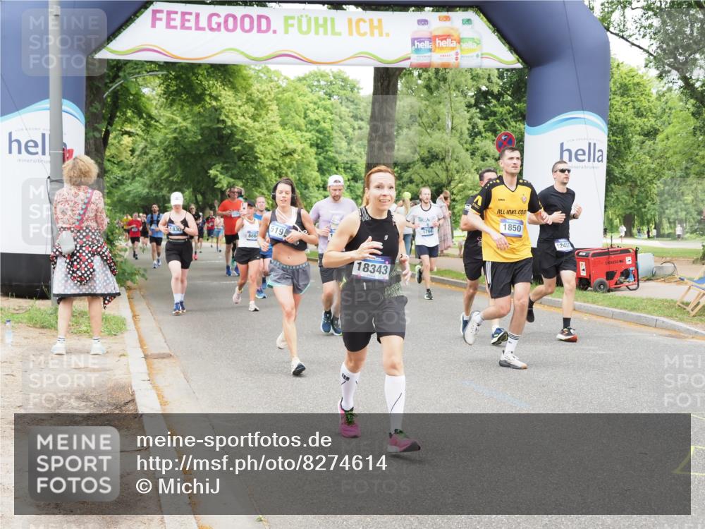 29.06.2025 - hella hamburg halbmarathon MichiJ http://msf.ph/oto/8274614 29.06.2025 10:56:35 Zwischen KM18-KM19 1850, 5191, 5242, 6664, 11525, 12457, 14617, 18343, 18429 meine-sportfotos.de