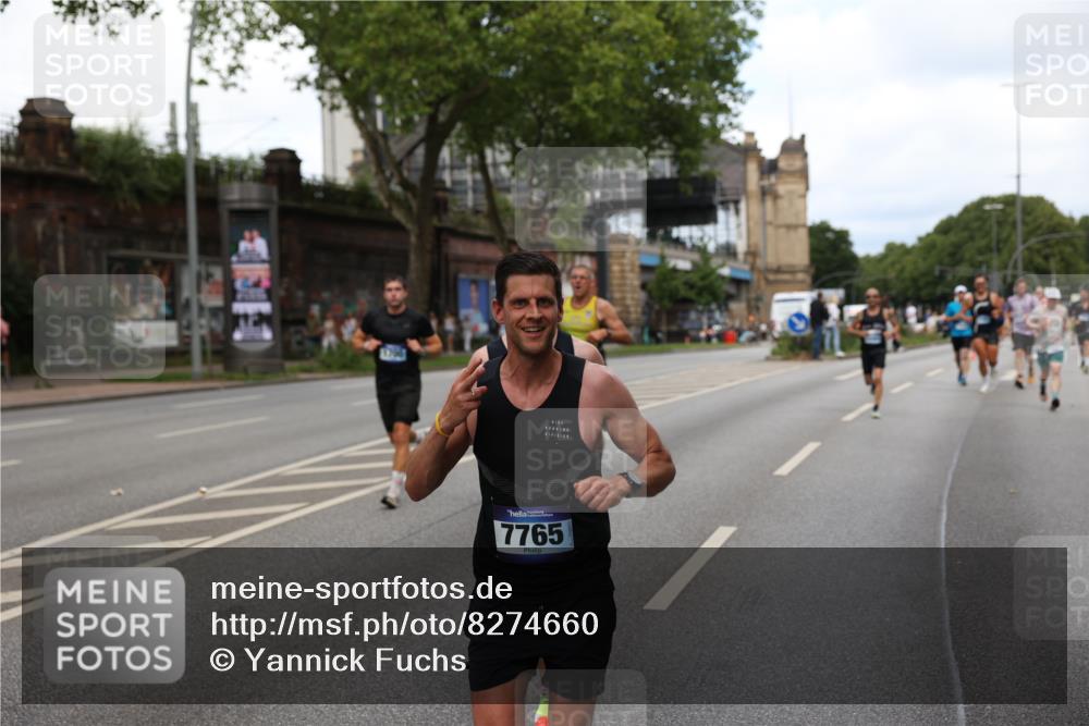 29.06.2025 - hella hamburg halbmarathon Yannick Fuchs http://msf.ph/oto/8274660 29.06.2025 10:37:12 20KM 1353, 1675, 1700, 1735, 2233, 4235, 5011, 5124, 5436, 7035, 7448, 7734, 7765, 7865, 9364, 9371, 9534, 9833, 10216, 10469, 11907, 12839, 13446, 14226, 14447, 14560, 14813, 15095, 15175, 15255, 15297, 15301, 15328, 15535, 16295, 16333, 16660, 16677, 17000, 17177, 17733, 17864, 17911, 18004, 18275, 18304, 18559, 18632, 18659, 18680, 18920 meine-sportfotos.de