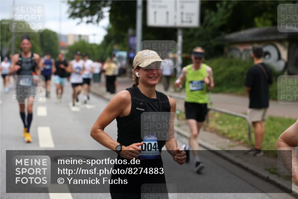 29.06.2025 - hella hamburg halbmarathon Yannick Fuchs http://msf.ph/oto/8274883 29.06.2025 10:49:20 20KM 1120, 1143, 1179, 1834, 2029, 2252, 2448, 2612, 3037, 3256, 4249, 4616, 4897, 5021, 5643, 6891, 7147, 7221, 7976, 8573, 8618, 8691, 10044, 10188, 10582, 11231, 11568, 12248, 12483, 12544, 12545, 13234, 13236, 13470, 14750, 14909, 15300, 15484, 15584, 15854, 15868, 15896, 16108, 16110, 16176, 16213, 16334, 16609, 17133, 17603, 17734, 17940, 18190, 18290, 19047 meine-sportfotos.de