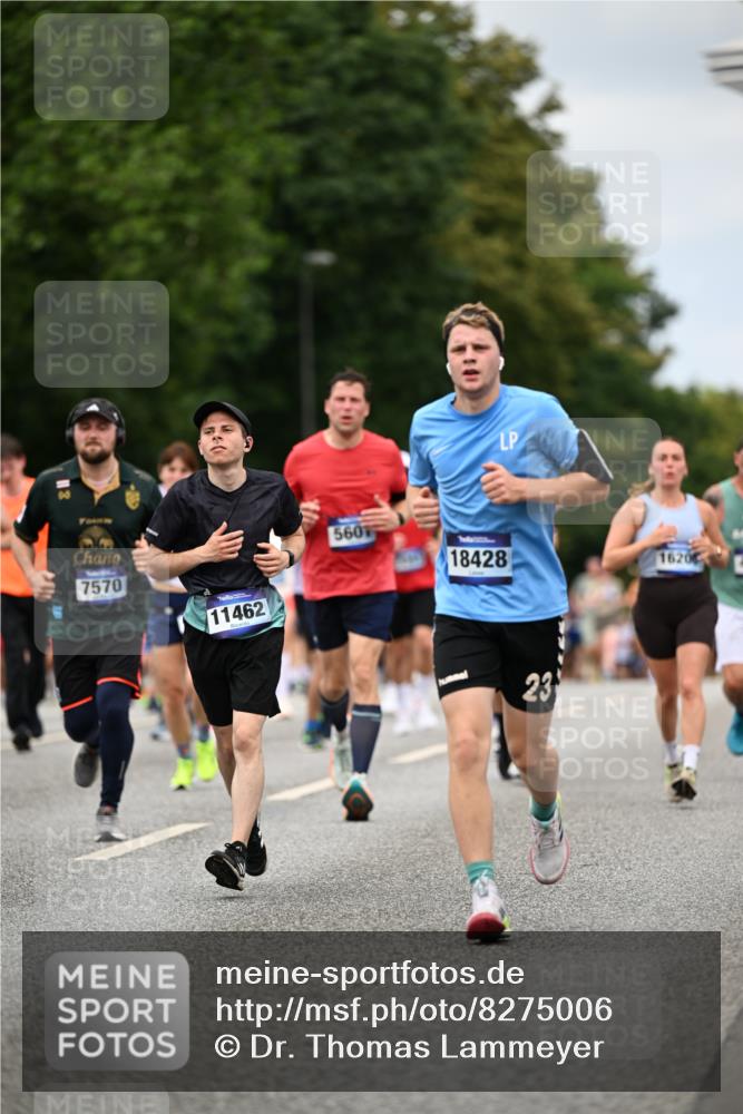 29.06.2025 - hella hamburg halbmarathon Dr. Thomas Lammeyer http://msf.ph/oto/8275006 29.06.2025 10:36:13 Kennedybrücke 1292, 1987, 2349, 2943, 3239, 3358, 3365, 3707, 3751, 3752, 3778, 4314, 4365, 4605, 4924, 5496, 5601, 5658, 5743, 6218, 7239, 7295, 7334, 7344, 7535, 7570, 7695, 7816, 7898, 8072, 8073, 8124, 8127, 8303, 8538, 8757, 9125, 9604, 10248, 10924, 11168, 11225, 11248, 11362 meine-sportfotos.de