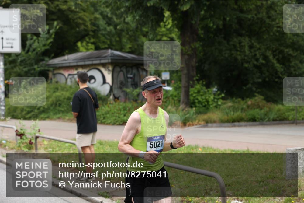 29.06.2025 - hella hamburg halbmarathon Yannick Fuchs http://msf.ph/oto/8275041 29.06.2025 10:49:21 20KM 1120, 1143, 1179, 1834, 2029, 2252, 2448, 2612, 3037, 3256, 4249, 4616, 4897, 5021, 5643, 6891, 7147, 7221, 7594, 7976, 8573, 8618, 8691, 10044, 10188, 10582, 11231, 12248, 12483, 12544, 12545, 13234, 13236, 13470, 14365, 14750, 14909, 15300, 15484, 15584, 15868, 15896, 16108, 16110, 16176, 16213, 16334, 16521, 16609, 17133, 17259, 17603, 17734, 17940, 18190, 18290, 19047 meine-sportfotos.de