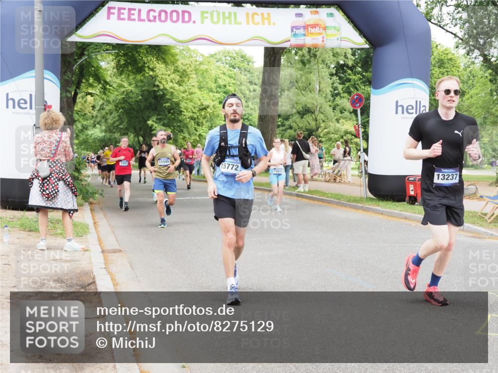 29.06.2025 - hella hamburg halbmarathon MichiJ http://msf.ph/oto/8275129 29.06.2025 10:56:44 Zwischen KM18-KM19 1745, 1766, 1830, 2359, 6871, 10297, 11595, 13237, 15038, 15772 meine-sportfotos.de