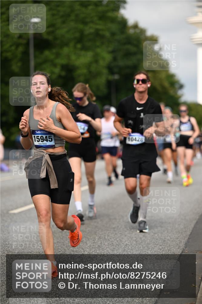 29.06.2025 - hella hamburg halbmarathon Dr. Thomas Lammeyer http://msf.ph/oto/8275246 29.06.2025 10:15:34 Kennedybrücke 1166, 1866, 1992, 2661, 4227, 5254, 5379, 5990, 5991, 7571, 8368, 9169, 9191, 10042, 10372, 10428, 11321 meine-sportfotos.de