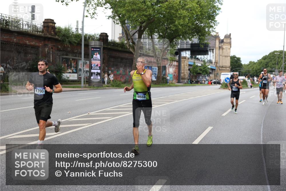 29.06.2025 - hella hamburg halbmarathon Yannick Fuchs http://msf.ph/oto/8275300 29.06.2025 10:37:14 20KM 1353, 1675, 1700, 1735, 2233, 4235, 5011, 5124, 5436, 5477, 7035, 7448, 7734, 7765, 7865, 9364, 9371, 9534, 9833, 10216, 10469, 11907, 12839, 13446, 14226, 14447, 14560, 14813, 15095, 15175, 15255, 15297, 15301, 15328, 15535, 15851, 16295, 16333, 16660, 16677, 17000, 17177, 17733, 17911, 18004, 18275, 18304, 18559, 18632, 18659, 18680, 18987 meine-sportfotos.de