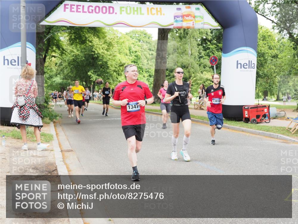 29.06.2025 - hella hamburg halbmarathon MichiJ http://msf.ph/oto/8275476 29.06.2025 10:56:48 Zwischen KM18-KM19 1347, 11542, 11595, 12658, 13237, 13818, 15037, 15038, 15772 meine-sportfotos.de