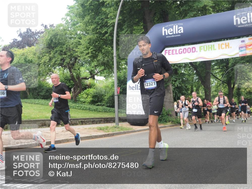 29.06.2025 - hella hamburg halbmarathon KatJ http://msf.ph/oto/8275480 29.06.2025 10:40:13 Zwischen KM18-KM19 1258, 2208, 3715, 3952, 4029, 4065, 5378, 5638, 6481, 7896, 8273, 8651 meine-sportfotos.de