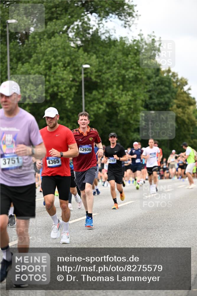29.06.2025 - hella hamburg halbmarathon Dr. Thomas Lammeyer http://msf.ph/oto/8275579 29.06.2025 10:36:22 Kennedybrücke 1292, 1640, 1987, 2349, 2943, 3022, 3239, 3365, 3707, 3751, 3752, 3778, 4314, 4365, 4605, 4857, 4924, 5601, 5658, 5743, 5783, 5941, 6218, 6228, 6252, 6312, 6315, 7239, 7344, 7468, 7535, 7570, 7695, 8072, 8073, 8124, 8127, 8303, 8625, 9125, 9206, 9604, 10013, 10111, 10248, 10354, 10828, 10924, 11168, 11205, 11225, 11248, 11362 meine-sportfotos.de