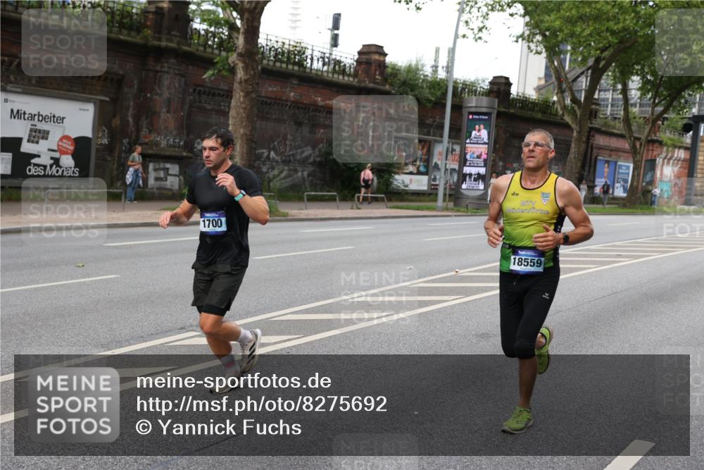 29.06.2025 - hella hamburg halbmarathon Yannick Fuchs http://msf.ph/oto/8275692 29.06.2025 10:37:14 20KM 1353, 1675, 1700, 1735, 2233, 4235, 5011, 5124, 5436, 5477, 7035, 7448, 7734, 7765, 7865, 9364, 9371, 9534, 9833, 10216, 10469, 11907, 12839, 13446, 14226, 14447, 14560, 14813, 15095, 15175, 15255, 15297, 15301, 15328, 15535, 15851, 16295, 16333, 16660, 16677, 17000, 17177, 17733, 17911, 18004, 18275, 18304, 18559, 18632, 18659, 18680, 18987 meine-sportfotos.de