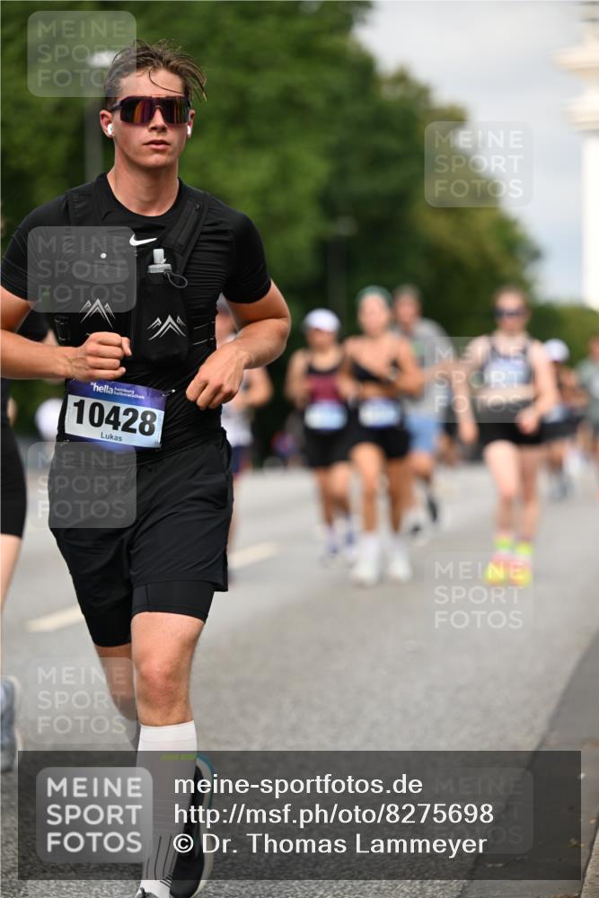 29.06.2025 - hella hamburg halbmarathon Dr. Thomas Lammeyer http://msf.ph/oto/8275698 29.06.2025 10:15:36 Kennedybrücke 1062, 1166, 1866, 1992, 2661, 4227, 5254, 5379, 5990, 5991, 7474, 7571, 8368, 9169, 9191, 10042, 10428, 11321 meine-sportfotos.de