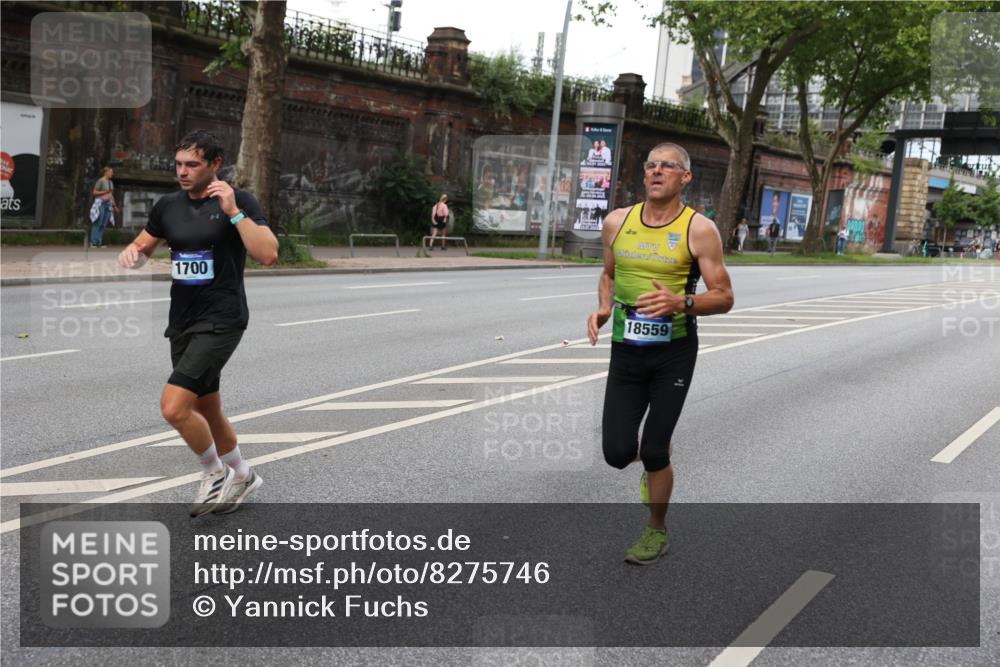 29.06.2025 - hella hamburg halbmarathon Yannick Fuchs http://msf.ph/oto/8275746 29.06.2025 10:37:14 20KM 1353, 1675, 1700, 1735, 2233, 4235, 5011, 5124, 5436, 5477, 7035, 7448, 7734, 7765, 7865, 9364, 9371, 9534, 9833, 10216, 10469, 11907, 12839, 13446, 14226, 14447, 14560, 14813, 15095, 15175, 15255, 15297, 15301, 15328, 15535, 15851, 16295, 16333, 16660, 16677, 17000, 17177, 17733, 17911, 18004, 18275, 18304, 18559, 18632, 18659, 18680, 18987 meine-sportfotos.de