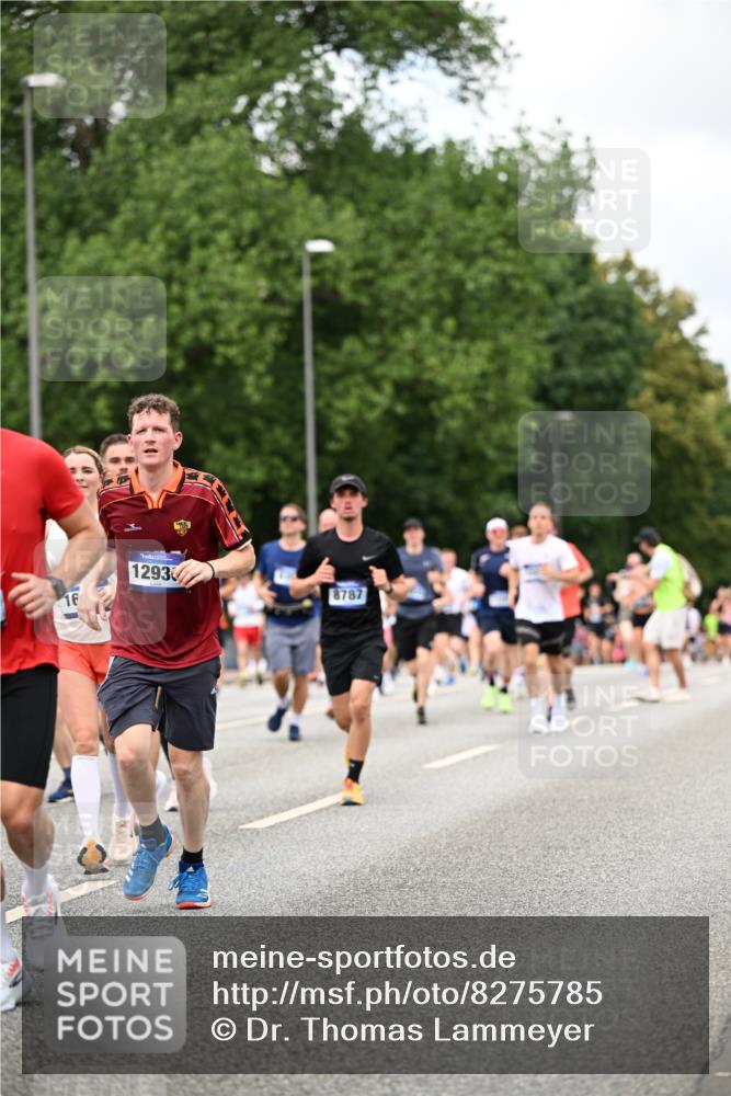29.06.2025 - hella hamburg halbmarathon Dr. Thomas Lammeyer http://msf.ph/oto/8275785 29.06.2025 10:36:23 Kennedybrücke 1292, 1640, 1987, 2349, 2943, 3022, 3239, 3365, 3707, 3751, 3752, 3778, 4314, 4365, 4605, 4857, 4924, 5601, 5658, 5743, 5783, 5941, 6218, 6228, 6252, 6312, 6315, 7239, 7344, 7468, 7535, 7570, 7695, 8072, 8073, 8124, 8127, 8303, 8625, 9125, 9206, 9604, 10013, 10111, 10248, 10354, 10828, 10924, 11168, 11205, 11225, 11248, 11362 meine-sportfotos.de