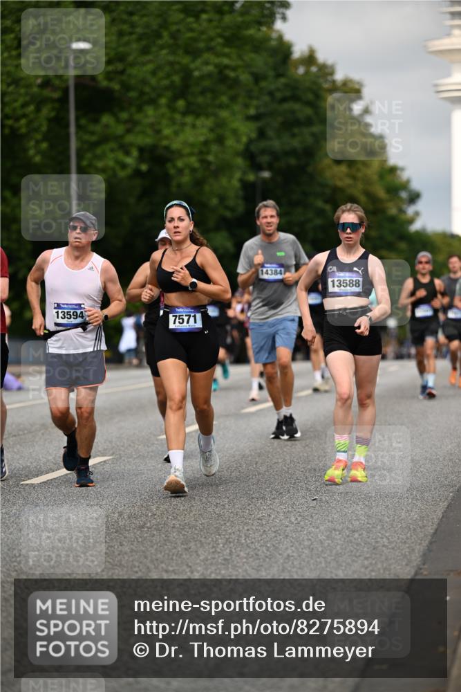 29.06.2025 - hella hamburg halbmarathon Dr. Thomas Lammeyer http://msf.ph/oto/8275894 29.06.2025 10:15:37 Kennedybrücke 1062, 1166, 1992, 2661, 4227, 5254, 5990, 5991, 7474, 7571, 8368, 9169, 9191, 10042, 10428 meine-sportfotos.de