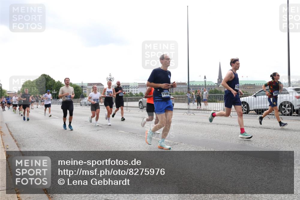 29.06.2025 - hella hamburg halbmarathon Lena Gebhardt http://msf.ph/oto/8275976 29.06.2025 10:35:01 Lombardsbrücke 12764, 15488, 1598, 4884, 1025, 1284, 1497, 1717, 1849, 2355, 2376, 2751, 3130, 3409, 3420, 3828, 4564, 4884, 5027, 5453, 5531, 6034, 6189, 6310, 6335, 6379, 6397, 6471, 6803, 6843, 7020, 7267, 7299, 7386, 7733, 7927, 8369, 8793, 9122, 9164, 9248, 9448, 9514, 10335, 10358, 10464, 10606, 10674, 11122, 11233, 11245, 11320, 11359, 11565, 11646, 11886, 12019, 12062, 12164, 12236, 12382, 12764, 15477, 16238, 16311, 16390 meine-sportfotos.de