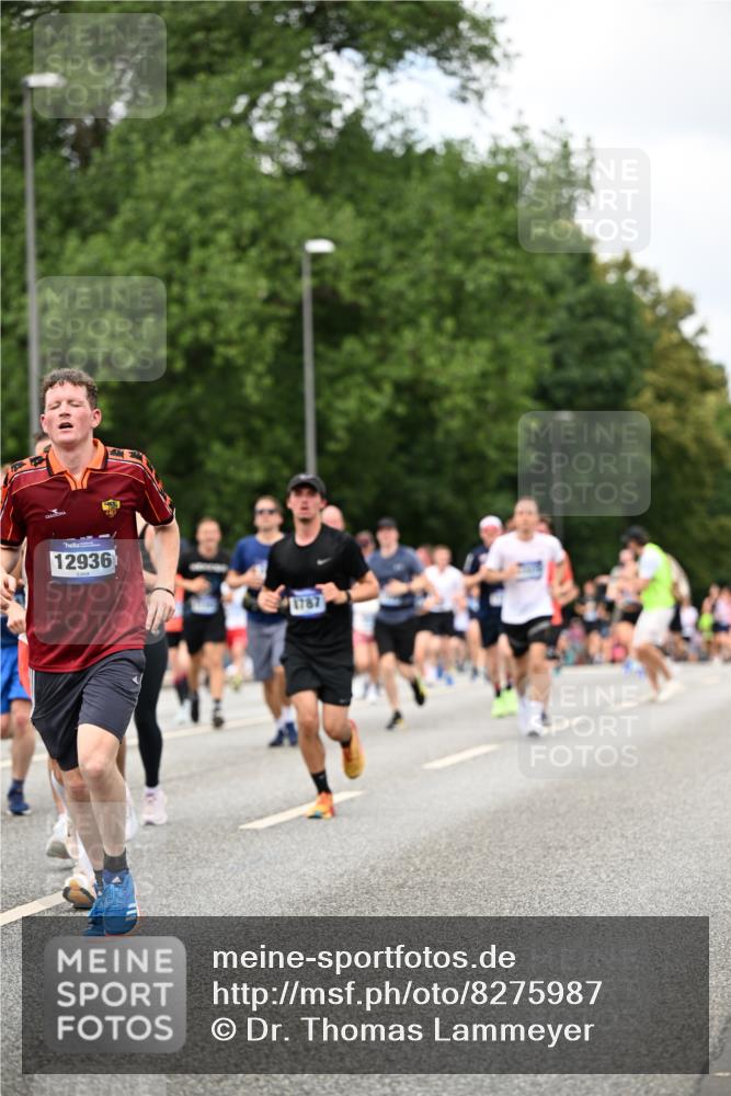 29.06.2025 - hella hamburg halbmarathon Dr. Thomas Lammeyer http://msf.ph/oto/8275987 29.06.2025 10:36:24 Kennedybrücke 1292, 1640, 1987, 2349, 2943, 3022, 3239, 3365, 3707, 3751, 3752, 3778, 4314, 4365, 4605, 4857, 4924, 5601, 5658, 5743, 5783, 5941, 6218, 6228, 6252, 6312, 6315, 7239, 7344, 7468, 7535, 7570, 7695, 8072, 8073, 8124, 8127, 8303, 8625, 9125, 9206, 9604, 10013, 10111, 10248, 10354, 10828, 10924, 11168, 11205, 11225, 11248, 11362 meine-sportfotos.de
