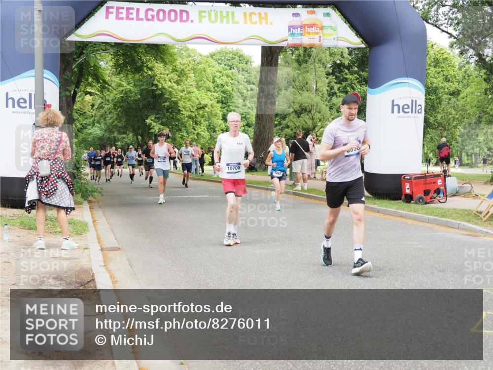 29.06.2025 - hella hamburg halbmarathon MichiJ http://msf.ph/oto/8276011 29.06.2025 10:56:58 Zwischen KM18-KM19 9338, 9663, 10700, 13475, 14540, 16255, 16826, 17708, 17806 meine-sportfotos.de