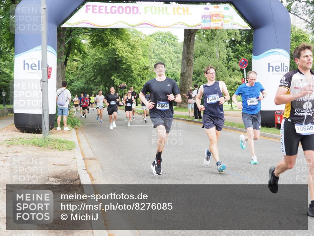 29.06.2025 - hella hamburg halbmarathon MichiJ http://msf.ph/oto/8276085 29.06.2025 10:31:41 Zwischen KM18-KM19 3928, 4425, 8664, 10669, 12554, 12623, 14226, 15383, 15851, 16697, 17251, 17391, 18650, 18689 meine-sportfotos.de