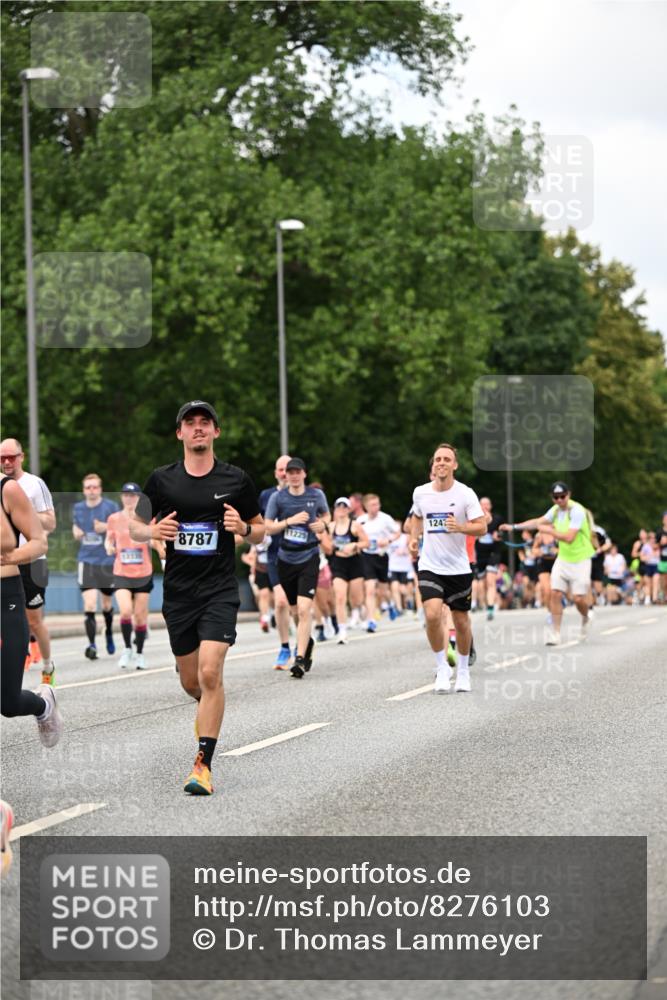 29.06.2025 - hella hamburg halbmarathon Dr. Thomas Lammeyer http://msf.ph/oto/8276103 29.06.2025 10:36:25 Kennedybrücke 1292, 1640, 1987, 2349, 2943, 3022, 3239, 3365, 3707, 3751, 3752, 3778, 4314, 4365, 4605, 4857, 4924, 5601, 5658, 5743, 5783, 5941, 6218, 6228, 6252, 6312, 6315, 7239, 7344, 7468, 7535, 7570, 7695, 8072, 8073, 8124, 8127, 8303, 8625, 9125, 9206, 9604, 10013, 10111, 10248, 10354, 10828, 10924, 11168, 11205, 11225, 11248, 11362 meine-sportfotos.de