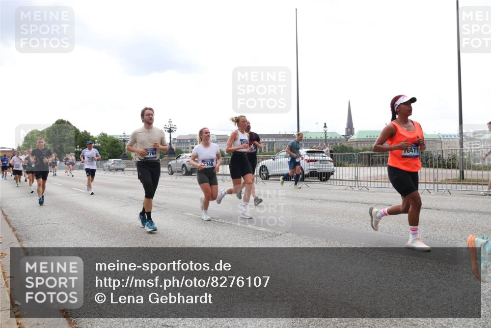 29.06.2025 - hella hamburg halbmarathon Lena Gebhardt http://msf.ph/oto/8276107 29.06.2025 10:35:02 Lombardsbrücke 2764, 5471, 248, 1025, 1284, 1497, 1717, 1849, 2355, 2376, 2751, 3130, 3409, 3420, 3828, 3958, 4564, 4884, 5027, 5453, 5531, 6029, 6034, 6189, 6310, 6335, 6379, 6397, 6471, 6803, 6843, 7020, 7267, 7299, 7386, 7733, 7927, 8369, 8793, 9122, 9164, 9248, 9448, 9514, 10335, 10358, 10464, 10531, 10606, 10674, 11122, 11233, 11245, 11320, 11359, 11565, 11646, 11886, 12019, 12062, 12164, 12236, 12382, 12764, 15477, 16311, 16390 meine-sportfotos.de