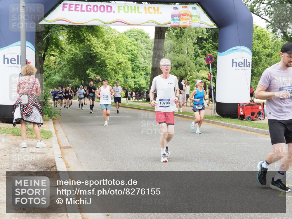 29.06.2025 - hella hamburg halbmarathon MichiJ http://msf.ph/oto/8276155 29.06.2025 10:56:59 Zwischen KM18-KM19 9338, 9663, 10700, 11780, 13475, 14540, 16255, 17708, 17806 meine-sportfotos.de