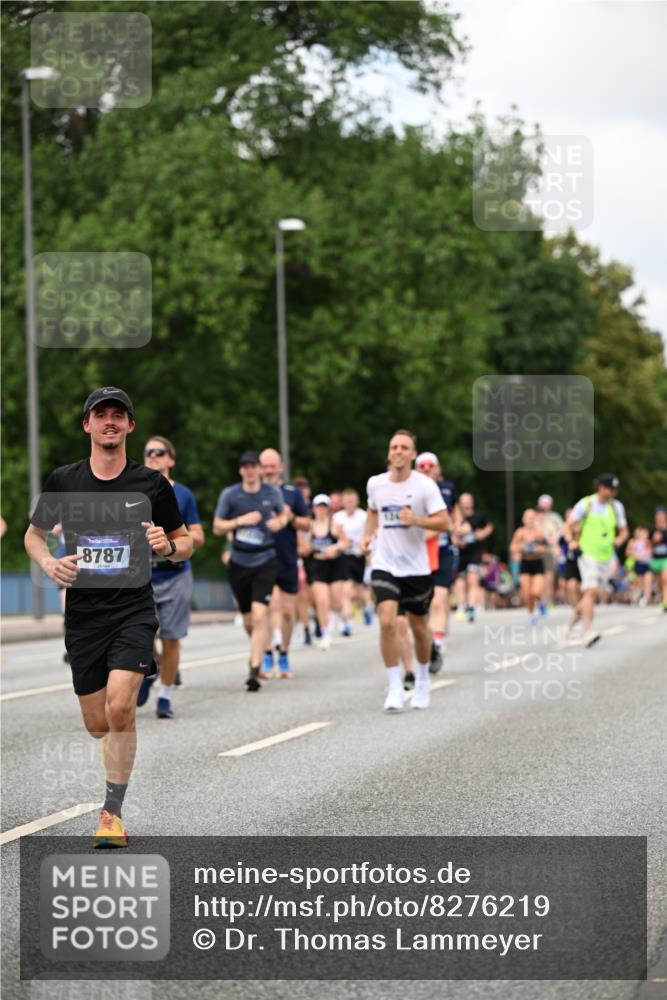 29.06.2025 - hella hamburg halbmarathon Dr. Thomas Lammeyer http://msf.ph/oto/8276219 29.06.2025 10:36:25 Kennedybrücke 1292, 1640, 1987, 2349, 2943, 3022, 3239, 3365, 3707, 3751, 3752, 3778, 4314, 4365, 4605, 4857, 4924, 5601, 5658, 5743, 5783, 5941, 6218, 6228, 6252, 6312, 6315, 7239, 7344, 7468, 7535, 7570, 7695, 8072, 8073, 8124, 8127, 8303, 8625, 9125, 9206, 9604, 10013, 10111, 10248, 10354, 10828, 10924, 11168, 11205, 11225, 11248, 11362 meine-sportfotos.de