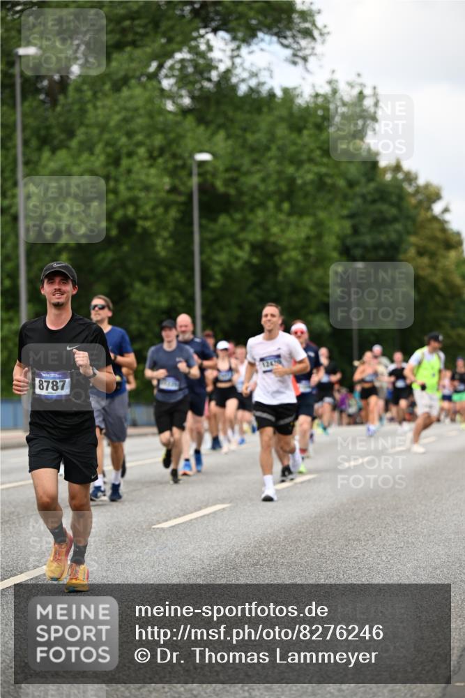 29.06.2025 - hella hamburg halbmarathon Dr. Thomas Lammeyer http://msf.ph/oto/8276246 29.06.2025 10:36:25 Kennedybrücke 1292, 1640, 1987, 2349, 2943, 3022, 3239, 3365, 3707, 3751, 3752, 3778, 4314, 4365, 4605, 4857, 4924, 5601, 5658, 5743, 5783, 5941, 6218, 6228, 6252, 6312, 6315, 7239, 7344, 7468, 7535, 7570, 7695, 8072, 8073, 8124, 8127, 8303, 8625, 9125, 9206, 9604, 10013, 10111, 10248, 10354, 10828, 10924, 11168, 11205, 11225, 11248, 11362 meine-sportfotos.de