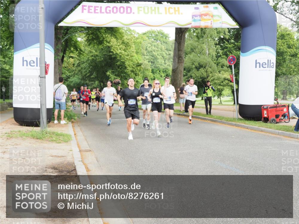 29.06.2025 - hella hamburg halbmarathon MichiJ http://msf.ph/oto/8276261 29.06.2025 10:31:43 Zwischen KM18-KM19 3437, 3928, 8664, 10237, 10669, 12554, 12723, 15383, 16697, 17251, 17391, 18650, 18689 meine-sportfotos.de