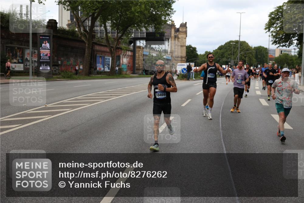 29.06.2025 - hella hamburg halbmarathon Yannick Fuchs http://msf.ph/oto/8276262 29.06.2025 10:37:16 20KM 1353, 1675, 1700, 1735, 2233, 2653, 4235, 5011, 5124, 5477, 7035, 7448, 7734, 7865, 9364, 9371, 9534, 9833, 10216, 10469, 11907, 12839, 14226, 14447, 14560, 14813, 15095, 15255, 15297, 15301, 15328, 15535, 15851, 16295, 16333, 16677, 17000, 17177, 17733, 17911, 18004, 18275, 18304, 18559, 18632, 18659, 18680, 18987 meine-sportfotos.de