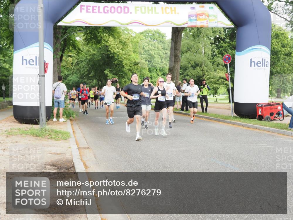29.06.2025 - hella hamburg halbmarathon MichiJ http://msf.ph/oto/8276279 29.06.2025 10:31:43 Zwischen KM18-KM19 3437, 3928, 8664, 10237, 10669, 12554, 12723, 15383, 16697, 17251, 17391, 18650, 18689 meine-sportfotos.de