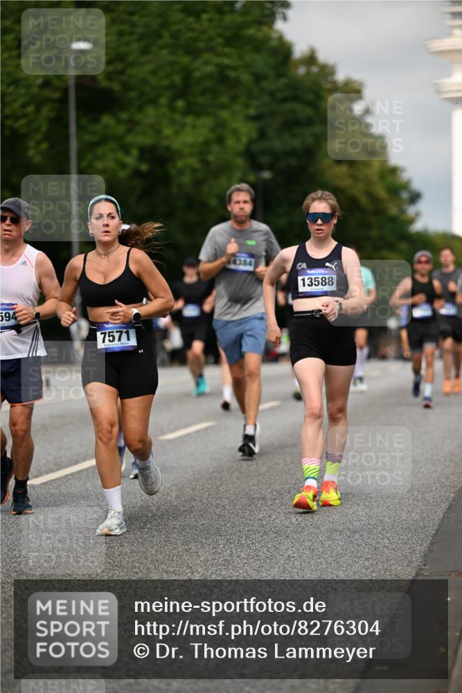 29.06.2025 - hella hamburg halbmarathon Dr. Thomas Lammeyer http://msf.ph/oto/8276304 29.06.2025 10:15:38 Kennedybrücke 1062, 1166, 1992, 2661, 4227, 5254, 5990, 5991, 7474, 7571, 8368, 9169, 9191, 10042, 10428 meine-sportfotos.de
