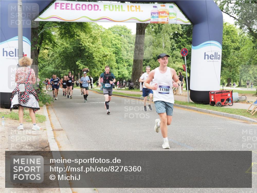 29.06.2025 - hella hamburg halbmarathon MichiJ http://msf.ph/oto/8276360 29.06.2025 10:57:02 Zwischen KM18-KM19 3844, 9338, 9663, 10700, 11780, 12521 meine-sportfotos.de