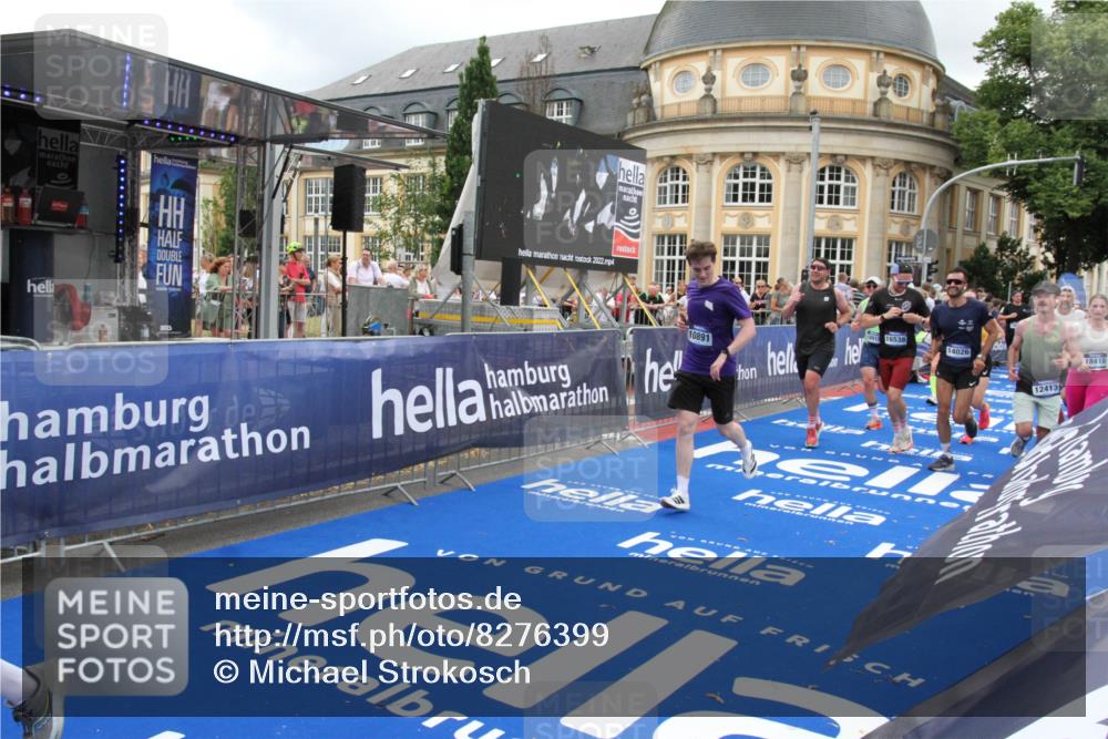 29.06.2025 - hella hamburg halbmarathon Michael Strokosch http://msf.ph/oto/8276399 29.06.2025 10:53:56 Ziel 1422, 1706, 1870, 6260, 6481, 7395, 7918, 7973, 9922, 10529, 10891, 12413, 13032, 14026, 14175, 15502, 16477, 16538, 17740, 18249, 18418, 18487, 18759, 18831, 18879, 18915, 19177 meine-sportfotos.de