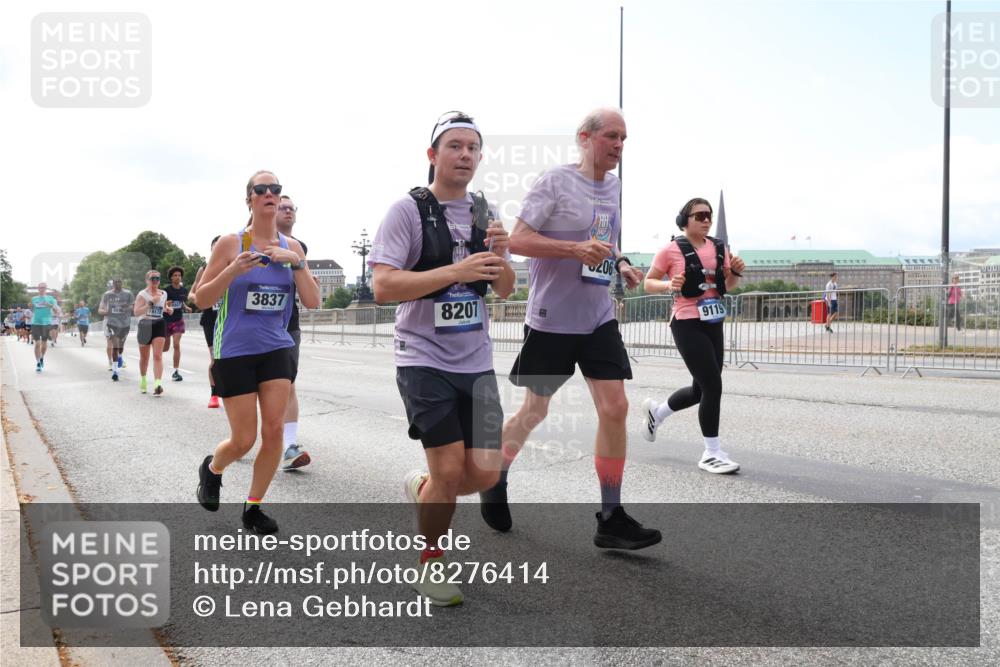 29.06.2025 - hella hamburg halbmarathon Lena Gebhardt http://msf.ph/oto/8276414 29.06.2025 10:11:30 Lombardsbrücke 1328, 1531, 1723, 1866, 1992, 2868, 3363, 3837, 4227, 4287, 5254, 5605, 5653, 7271, 7571, 8115, 8171, 8206, 8207, 8368, 8561, 8807, 8810, 9119, 9428, 10196, 10372, 10428, 11149, 11321, 11507, 11755, 12286, 12473, 12571, 12836, 13177, 13203, 13603, 13939, 14008, 14022, 14149, 15009, 15252, 15797, 15908, 15945, 16383, 17080, 17142, 17500, 17638, 17787, 17866, 18278, 18382, 19172, 19241 meine-sportfotos.de