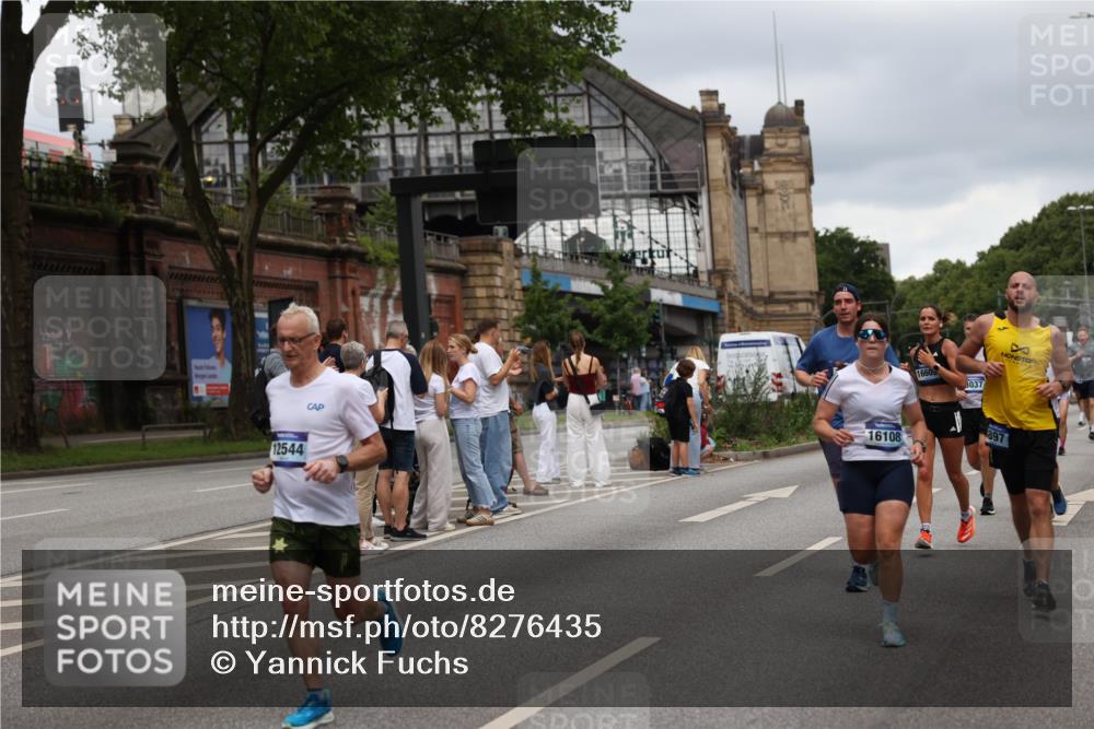 29.06.2025 - hella hamburg halbmarathon Yannick Fuchs http://msf.ph/oto/8276435 29.06.2025 10:49:26 20KM 1120, 1143, 1179, 1193, 1834, 2252, 2612, 3037, 3058, 3256, 3668, 4249, 4897, 5021, 5643, 6569, 6591, 6924, 7147, 7221, 7594, 7976, 8573, 8691, 10044, 10188, 10582, 11231, 12248, 12483, 12544, 12545, 13234, 13236, 13470, 14365, 14750, 14909, 15300, 15484, 15584, 15818, 15884, 16108, 16176, 16213, 16334, 16521, 16609, 17133, 17259, 17603, 17640, 17642, 17734, 17940, 18064, 18190, 18290, 19047 meine-sportfotos.de