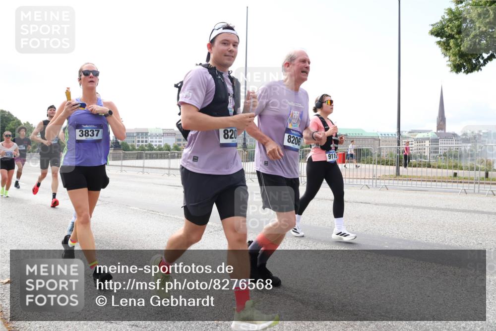 29.06.2025 - hella hamburg halbmarathon Lena Gebhardt http://msf.ph/oto/8276568 29.06.2025 10:11:31 Lombardsbrücke 1328, 1531, 1723, 1866, 1992, 2868, 3363, 3837, 4227, 5254, 5605, 5653, 7271, 7571, 8115, 8171, 8206, 8207, 8368, 8561, 8807, 8810, 9119, 9428, 10196, 10372, 10428, 11149, 11321, 11507, 11755, 12286, 12473, 12571, 12836, 13177, 13203, 13603, 13939, 14008, 14022, 14149, 14384, 15009, 15252, 15797, 15908, 15945, 16383, 17080, 17142, 17500, 17638, 17787, 17866, 18278, 18382, 19172, 19241 meine-sportfotos.de